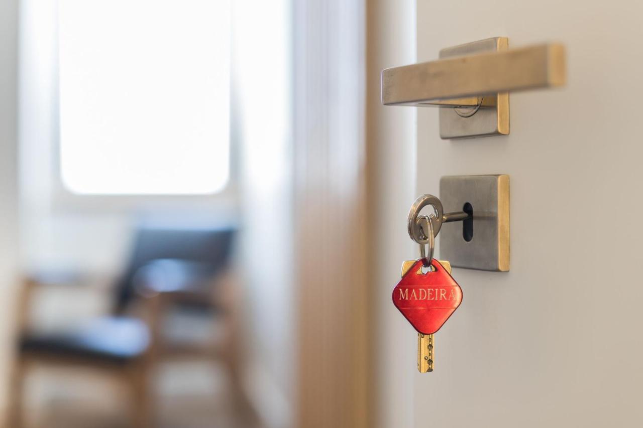 Lisbon Airport Suites エクステリア 写真